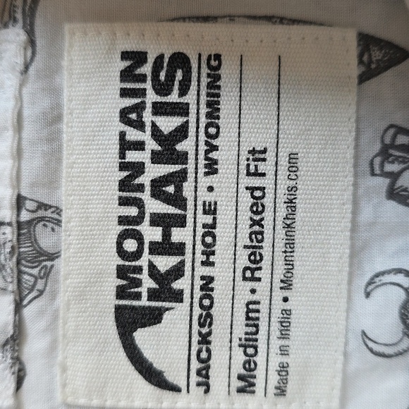 Mountain Khakis White & Gray Relaxed Fit Mens Cotton Shirt. Size Medium - Picture 8 of 12